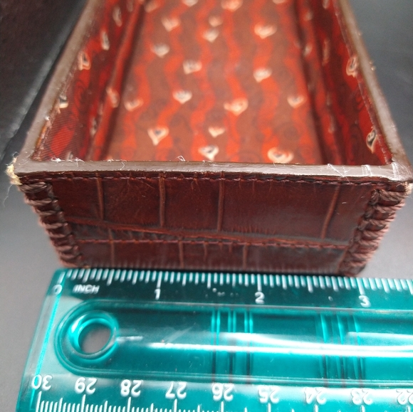 Embellished Leatherette Dresser Storage Necktie Glove Box 8" x 3" - Picture 11 of 12